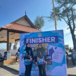 Peserta Memakai Custom Medal Di Kempen Kesedaran Obesiti